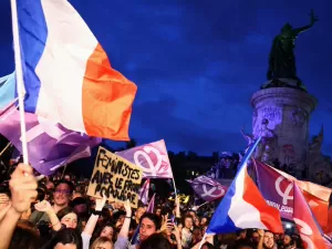 Para barrar extrema direita, mais de 200 candidatos já desistiram na França