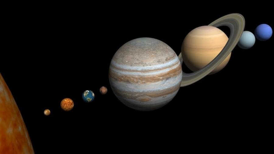 Júpiter, Saturno, Urano e Netuno são gasosos, congelados e ricos em materiais carbônicos. - Getty Images