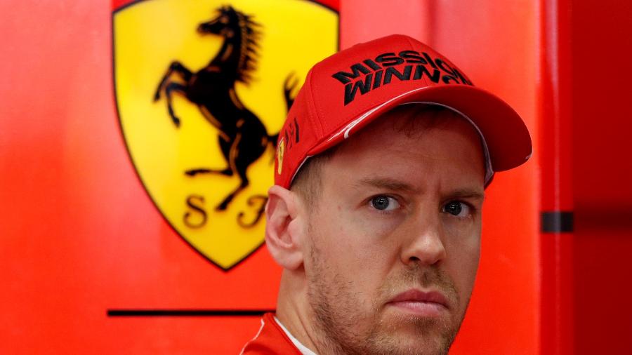 Sebastian Vettel durante testes no circuito de Barcelona - 