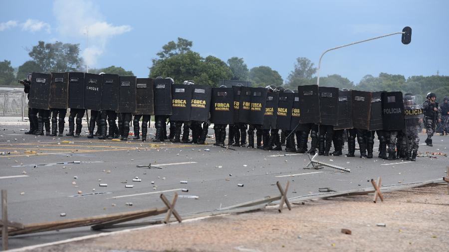 Força Nacional diz que atuou "assim que demandada" para conter atos golpistas em Brasília