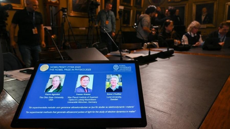 Nobel da Física de 2023 foi para Pierre Agostini,  Ferenc Krausz e  Anne L'Huillier