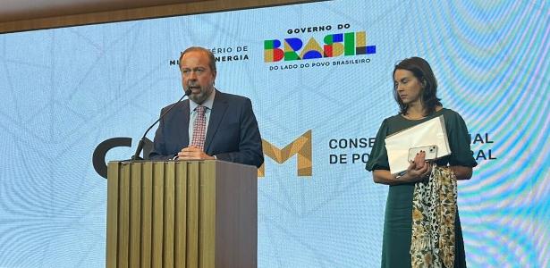 Brasil quer investimentos em terras raras, mas com soberania, diz ministro