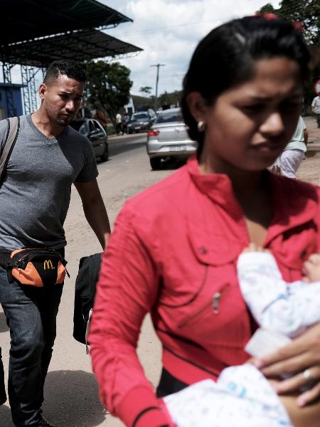 Imigrantes venezuelanos chegam a abrigo em Boa Vista, Roraima, em foto de 2017 - Nacho Doce/Reuters