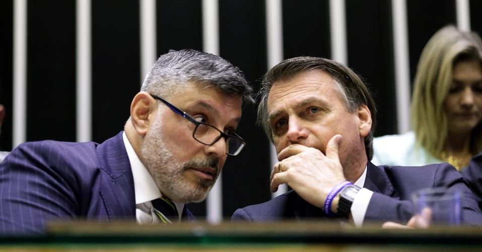 Alexandre Frota afirma que está “decepcionado com Bolsonaro como presidente” e que ele “ouve demais um senhor ralé e charlatão chamado Olavo de Carvalho”