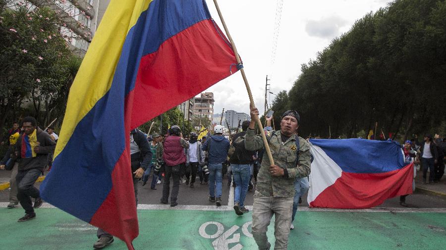 Grupos indígenas pedem saída do presidente equatoriano, Lenín Moreno - Santiago Armasua/Xinhua