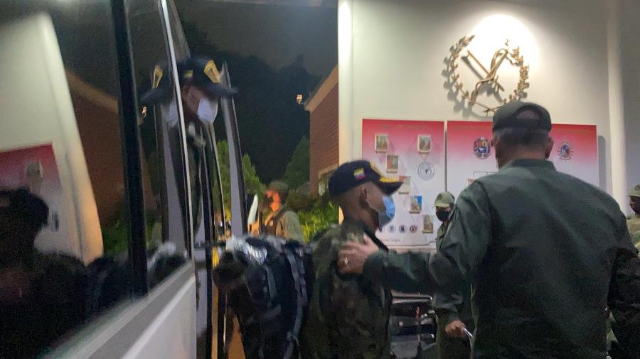 Um dos oito militares venezuelanos que foram resgatados em uma operação das Forças Armadas do país - Reprodução/Twitter/madeleintlSUR