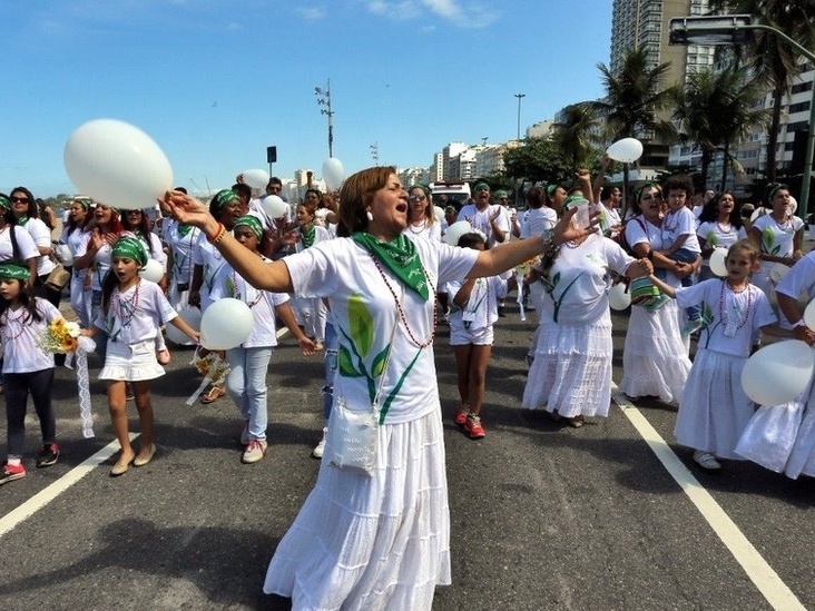 Pesquisa: Protestantes brancos de igrejas tradicionais superam os