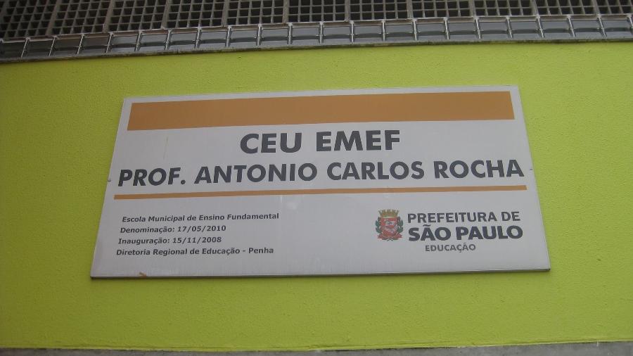 Caso foi registrado na escola Prof. Antônio Carlos da Rocha, na Penha, por volta de 12h45 desta segunda  - Reprodução/Redes Sociais