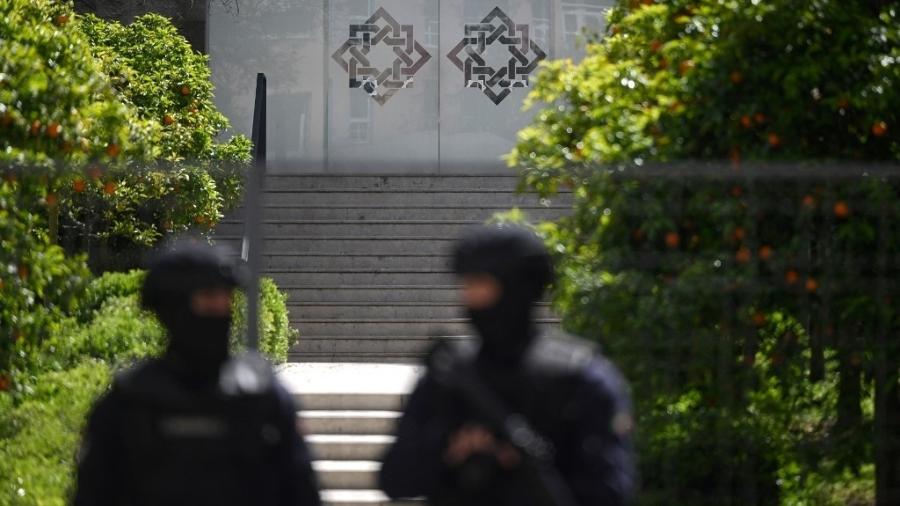Ataque com faca em um centro muçulmano xiita em Lisboa deixou duas pessoas mortas e uma gravemente ferida. - Patricia de Melo Moreira/AFP