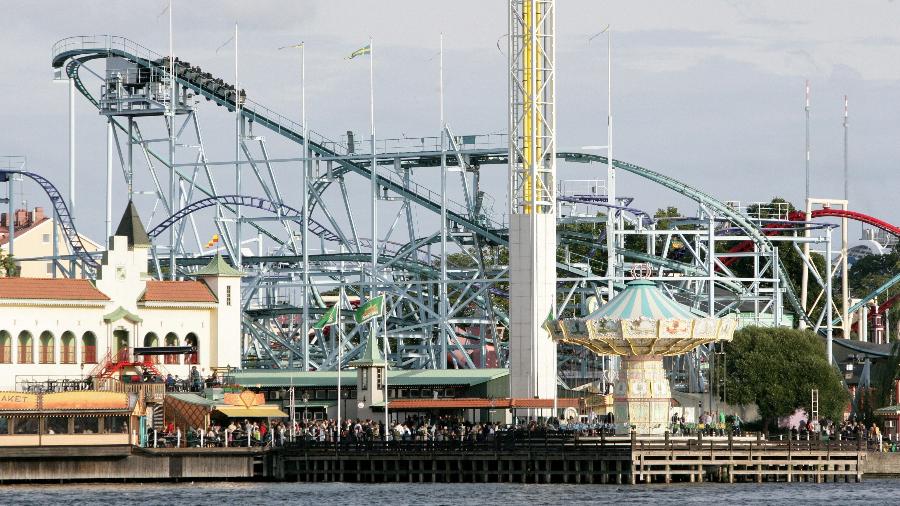 Montanha-russa descarrilou no parque Grona Lund, na Suécia - Fredrik Persson/TT News Agency/via REUTERS