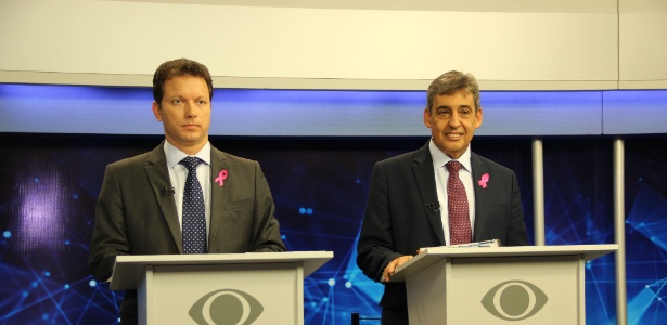 O tucano Nelson Marchezan Jr. (à esq.) e Sebastião Melo (PMDB) durante debate