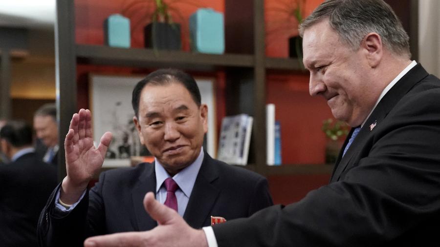 18.jan.2019 - O braço direito de Kim Jong-un, Kim Yong Chol, com o secretário de estado dos EUA, Mike Pompeo - Joshua Roberts/Reuters