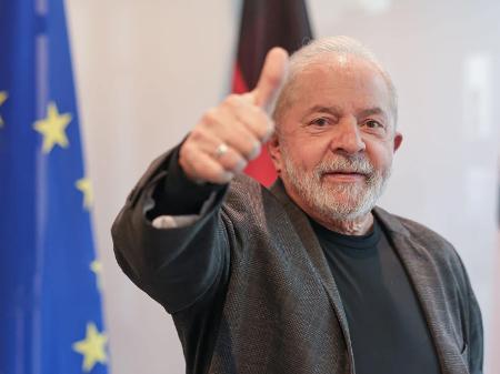 Em viagem: novo chanceler alemão recebe Lula; Bolsonaro chega à Expo Dubai  - 13/11/2021 - UOL Notícias