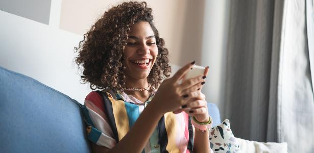 Adolescentes se sentem mais felizes quando estão sem redes sociais, diz pesquisa