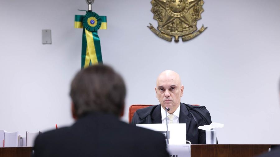 10.jun.2025 - Jair Bolsonaro (PL) é interrogado pelo ministro Alexandre de Moraes, do STF, na ação penal sobre tentativa de golpe de Estado - Antonio Augusto/STF