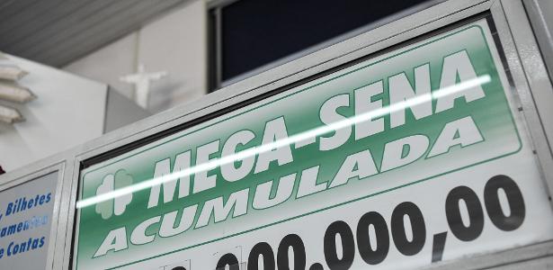 Ganhadores tinham 1 em 297.999 chances de acertar a Mega-Sena