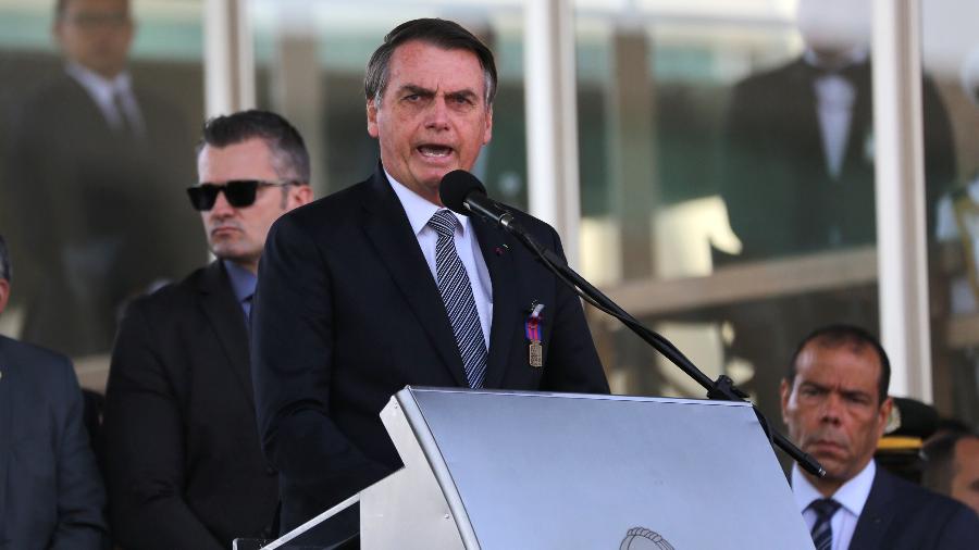 O presidente Jair Bolsonaro (PSL) participa das comemorações do Dia do Soldado em Brasília - Fátima Meira/Futura Press/Estadão Conteúdo