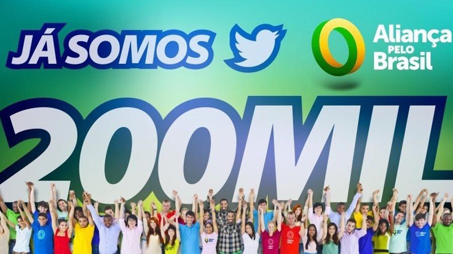 O perfil do Aliança pelo Brasil manipulou digitalmente uma imagem para comemorar a marca de 200 mil seguidores no Twitter - Reprodução/Twitter