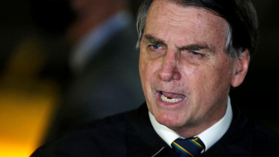 Medida assinada por Bolsonaro dá a mandante de jogos o direito de transmissão - Reprodução