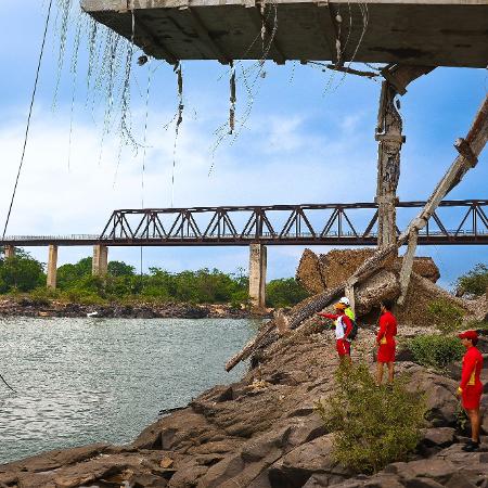 Local onde houve desabamento da ponte Juscelino Kubitschek