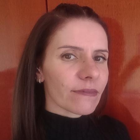 Camila quer usar o dinheiro do IR para reserva de emergência, mas não vai abrir mão de se divertir Camila quer usar o dinheiro do IR para reserva de emergência, mas não vai abrir mão de se divertir