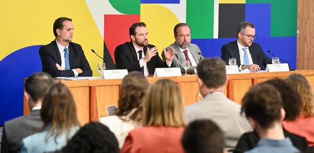 Para conter preços, governo quer manter imposto sobre petróleo
