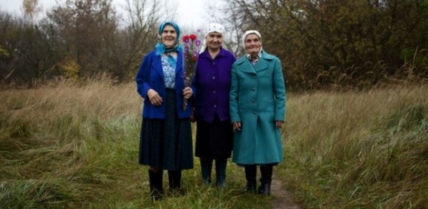 Mulheres vivem há mais de 20 anos em zona de exclusão  - Yuli Sollsken para The Babushkas of Chernobyl