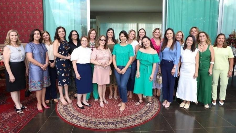Primeira-dama recebeu mulheres de ministros e de chefes das Forças Armadas e instituições bancárias do governo - Reprodução/Instagram