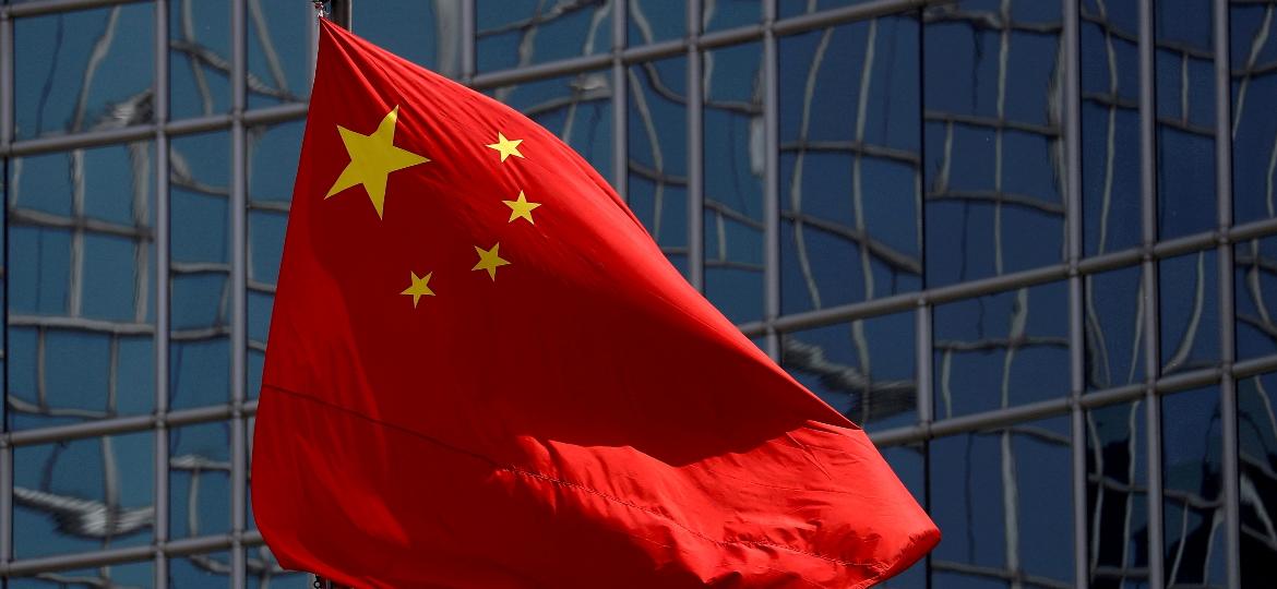 29.abr.2020 - Foto de arquivo: bandeira da China em Pequim - Thomas Peter/Reuters