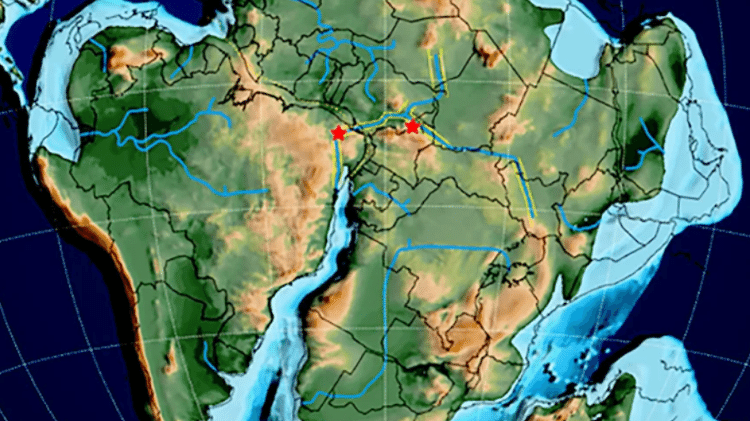 Imagem indica onde as pegadas foram encontradas. A estrela vermelha à esquerda identifica o território atualmente brasileiro, enquanto a estrela à direita está em território africano