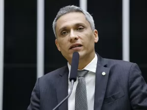 STF forma maioria para tornar Gustavo Gayer réu por calúnia e difamação