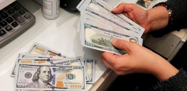 Dólar abre o dia em alta, apesar da suspensão temporária do 'tarifaço'