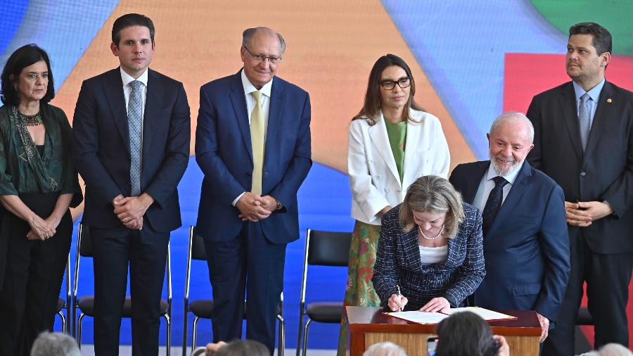 Presidente Lula trocou seis ministros em 2025: quatro do PT Presidente Lula trocou seis ministros em 2025: quatro do PT