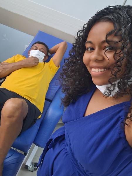 Rafael e a filha Eduarda no dia da internação para o transplante Rafael e a filha Eduarda no dia da internação para o transplante