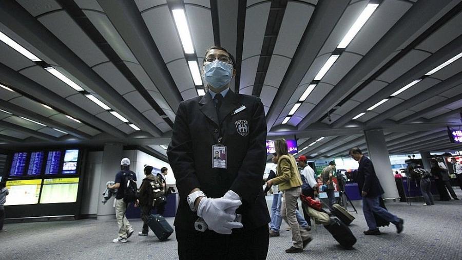 Hong Kong e Cingapura começaram a aplicar medidas de controle de circulação de pessoas vindas de região chinesa com pessoas infectadas - Getty Images