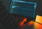 Palavra do ano em 2025: afinal, o que é 'vibe coding'? (Foto: Árpád Czapp/Unsplash)