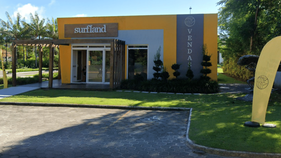 Fachada do Surfland