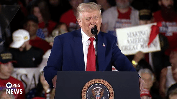 Trump durate comício em Michigan, Estados Unidos