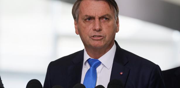 Bolsonaro fala sobre partido, ataca Lula e vislumbra ter 4 indicados no STF