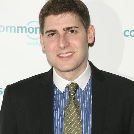 Eduardo Saverin, cofundador do Facebok, é a pessoa mais rica do Brasil em 2021