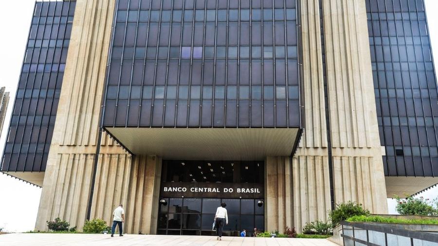 Copom do Banco Central reforçou a sinalização de que a taxa básica de juros (Selic) subirá mais 0,75 ponto porcentual em junho, para 4,25% ao ano - Marcello Casal Jr/Agência Brasil