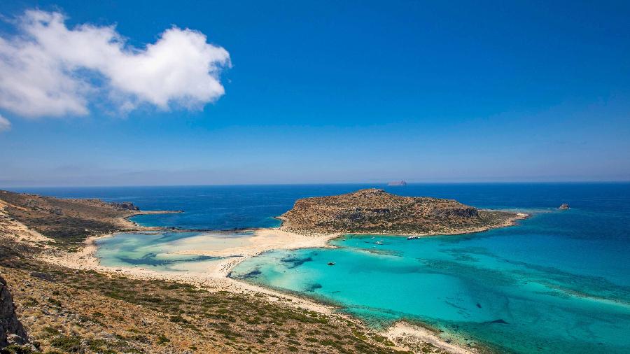 13.jun.2021 - Vista panorâmica da famosa Praia de Balos, na Ilha de Creta, na Grécia - Nicolas Economou/NurPhoto via Getty Images