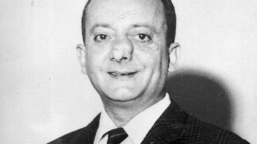 Corpo encontrado em caverna pode ser o do jornalista Mauro de Mauro, desaparecido em 1970 - Reprodução/Wikimedia Commons