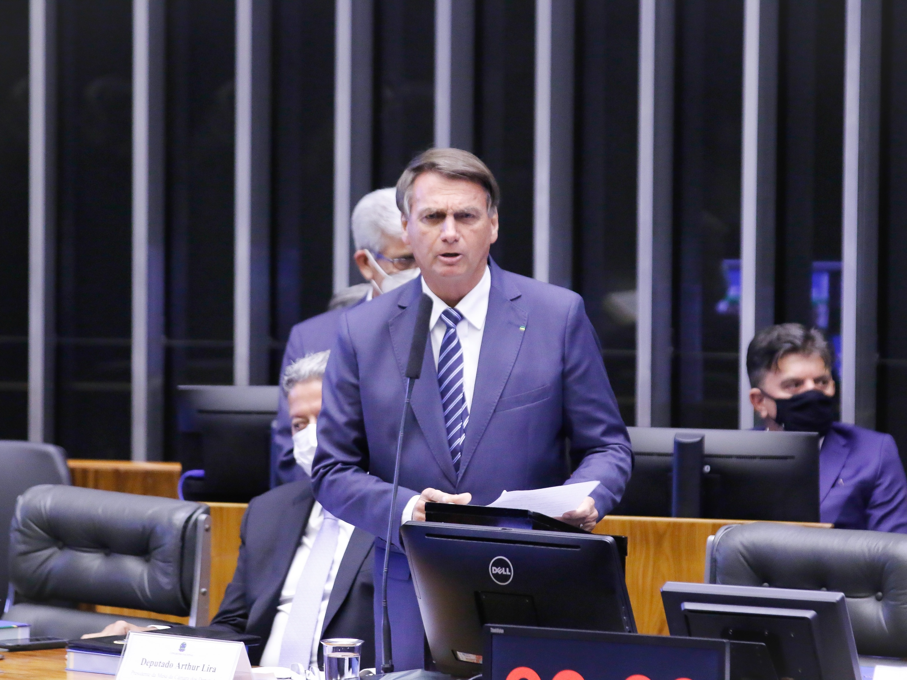 Nova temporada de embates afasta chance de harmonia entre STF e Bolsonaro