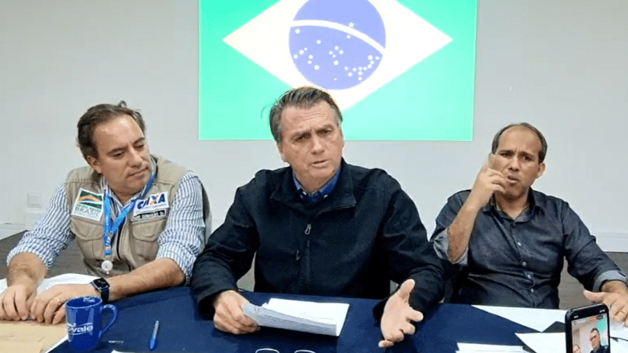 23.jun.2022 - Presidente Jair Bolsonaro (PL) durante live semanal nas redes sociais. - Reprodução/YouTube/Jair Bolsonaro 