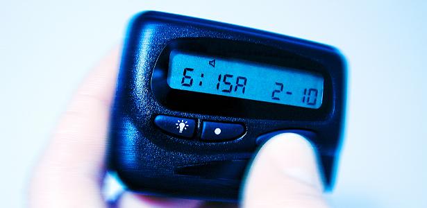 Bipe em pleno 2014: por que o grupo Hezbollah usa pagers para se comunicar?