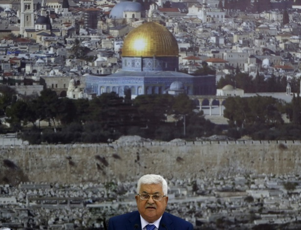 O presidente da autoridade palestina, Mahmoud Abbas, fala à nação de em maio de 2018 - Abbas Momani/AFP