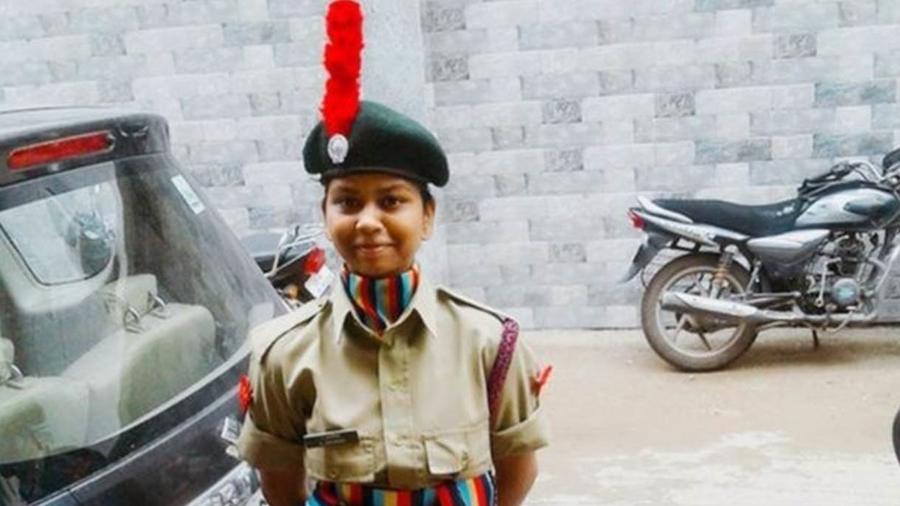 Anamika sonhava em entrar no Exército indiano - BBC
