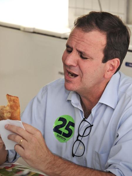14 out.2020 - Eduardo Paes durante campanha eleitoral - SAULO ANGELO/FUTURA PRESS/ESTADÃO CONTEÚDO