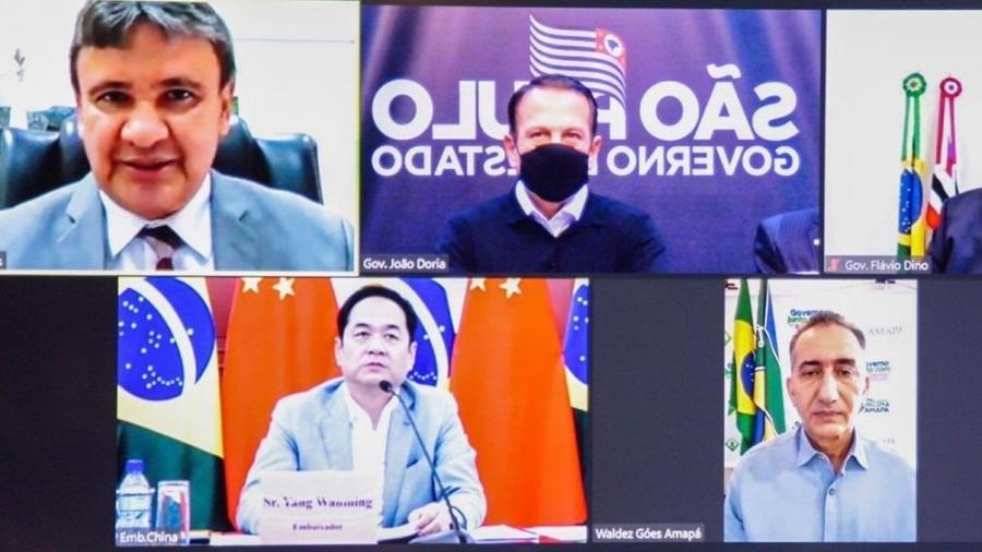 Governadores se reuniram com o embaixador da China no Brasil, Wanming Yang, para falar sobre o envio de insumos  - Reprodução/Twitter/@jdoriajr